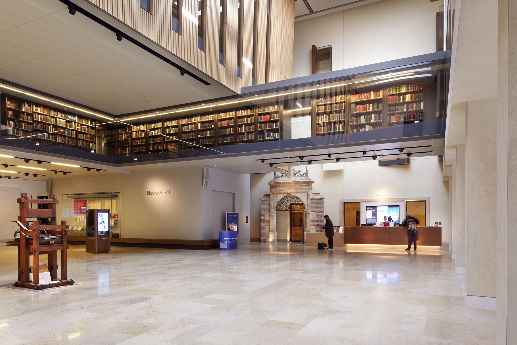 Bibliotheksregal